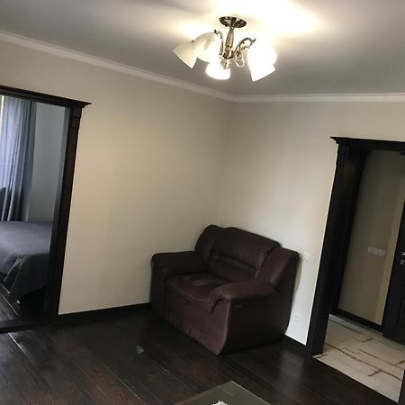 Бажане Місце Apartment Camenița Exterior foto