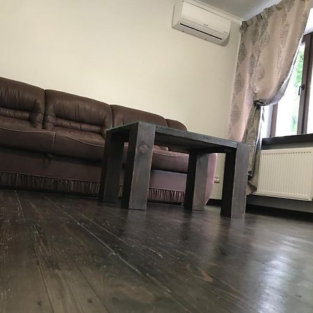Бажане Місце Apartment Camenița Exterior foto