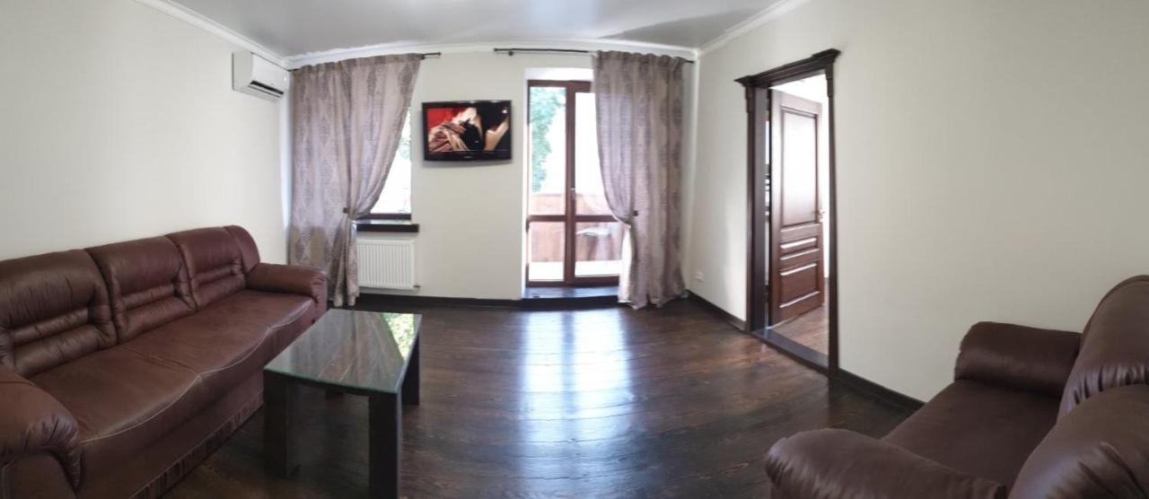 Бажане Місце Apartment Camenița Exterior foto