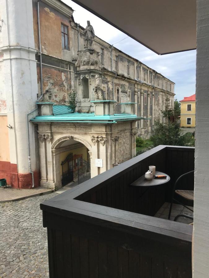 Бажане Місце Apartment Camenița Exterior foto