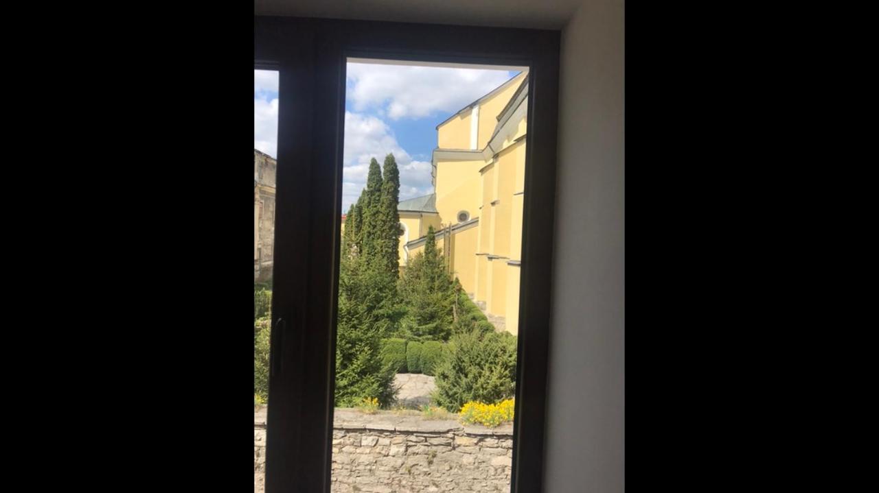 Бажане Місце Apartment Camenița Exterior foto